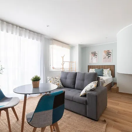 Daire Deluxe By Roque *